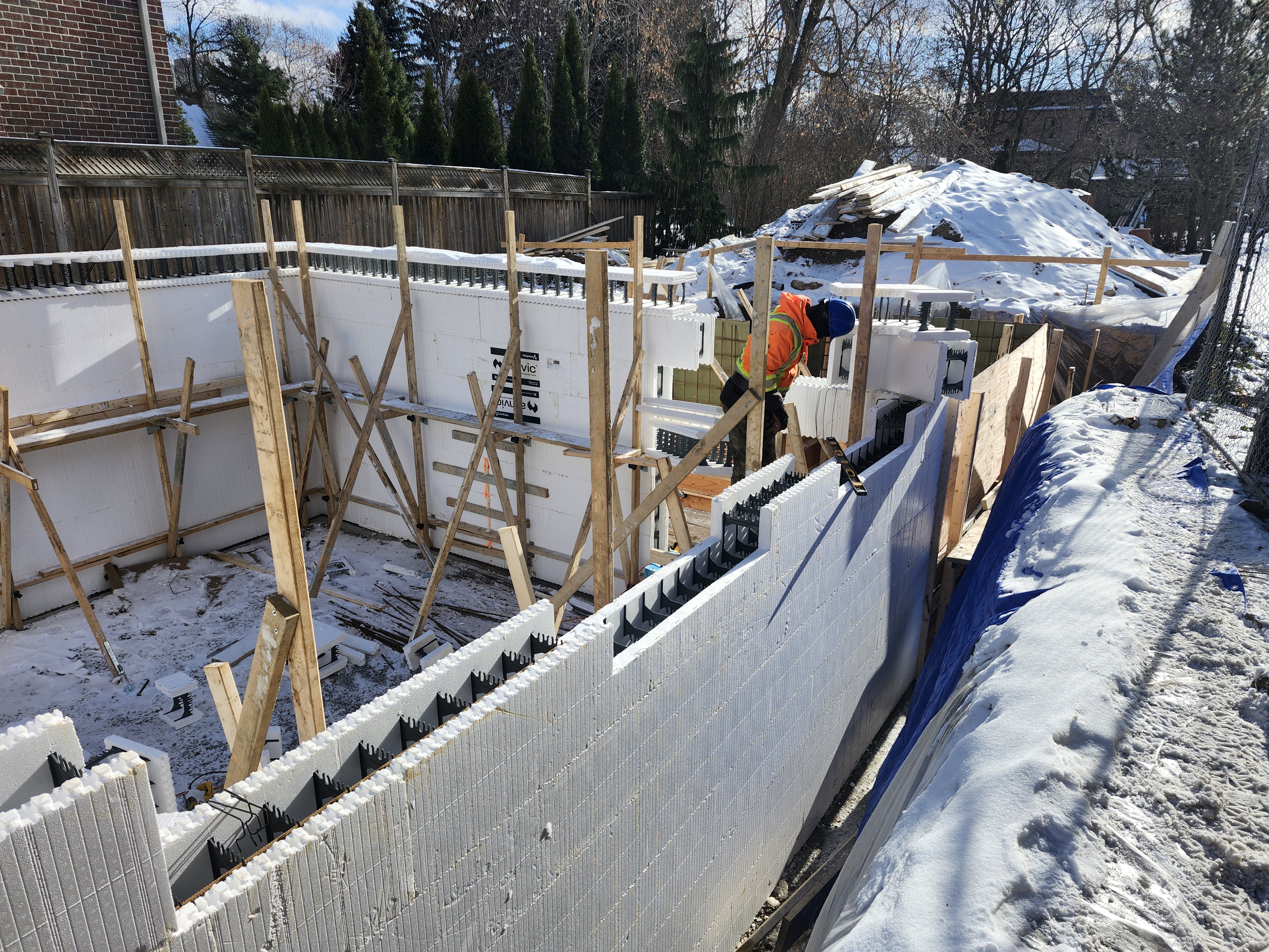 175 Ellerslie Ave, North York ON